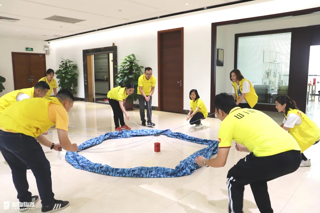 太阳城官网Game 1协力搭建游戏图