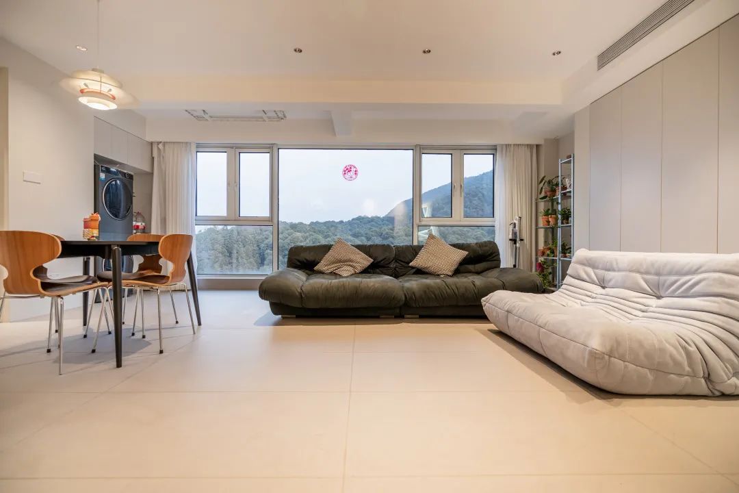 太阳城官网地砖客厅裸漏效果图